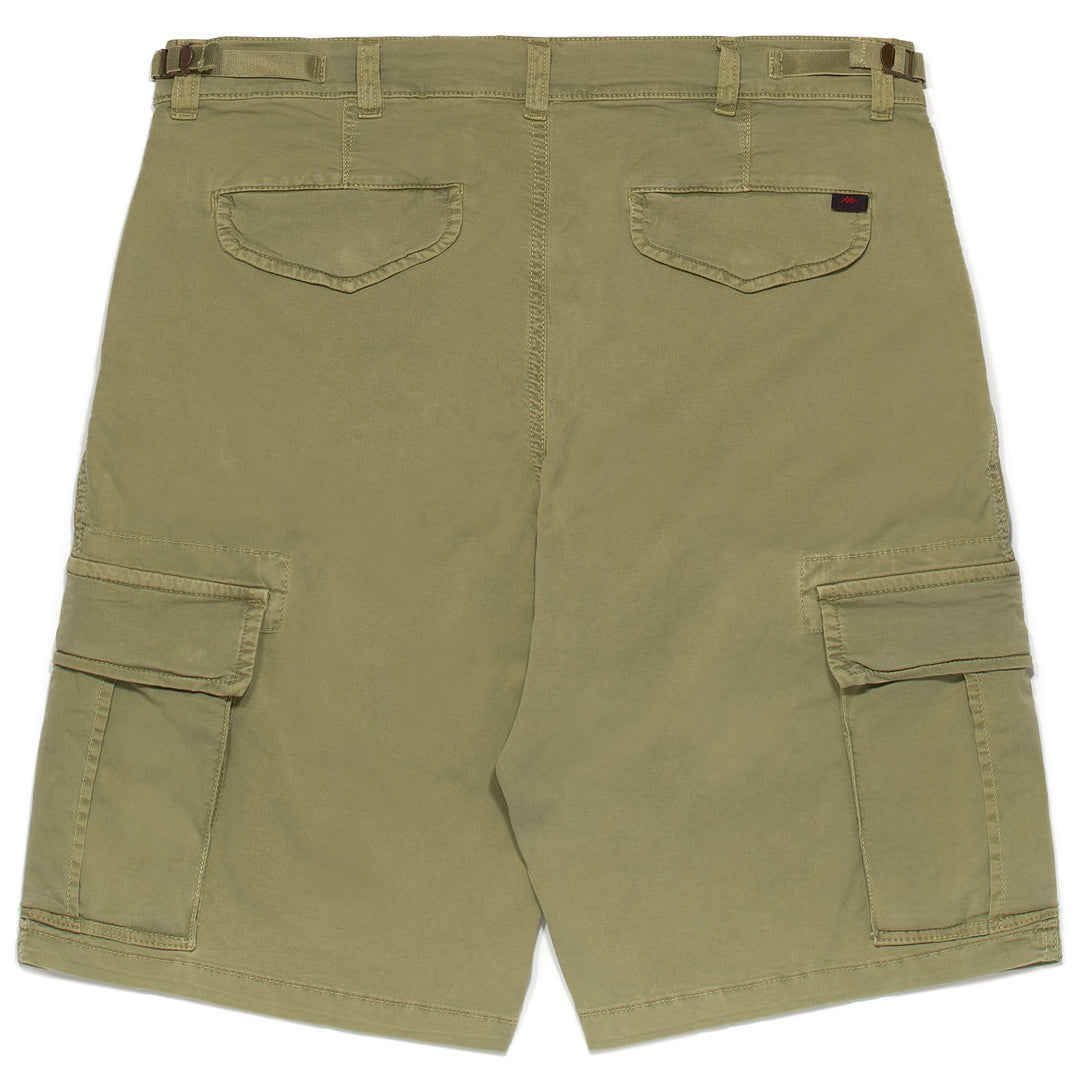 Shorts Man JOSH GABARDINE Cargo GREEN OLIVE Dressed Front (jpg Rgb)	